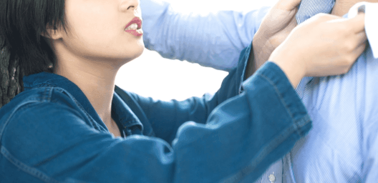 浮気して離婚へ、あとで後悔して再婚を求める夫達|探偵事件簿-福岡