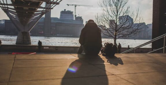 浮気夫の行動パターン、恋人時代と一緒過ぎて歯痒い｜探偵事件簿－福岡